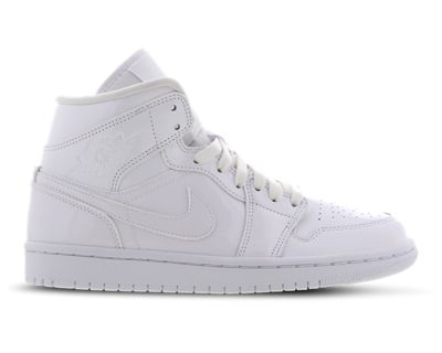 jordan mid 1 footlocker