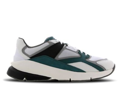 Under Armour Forge - Men Shoes (3021795-101)