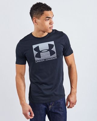 Under Armour Boxed Sports - Men T-Shirts (1329581-001)